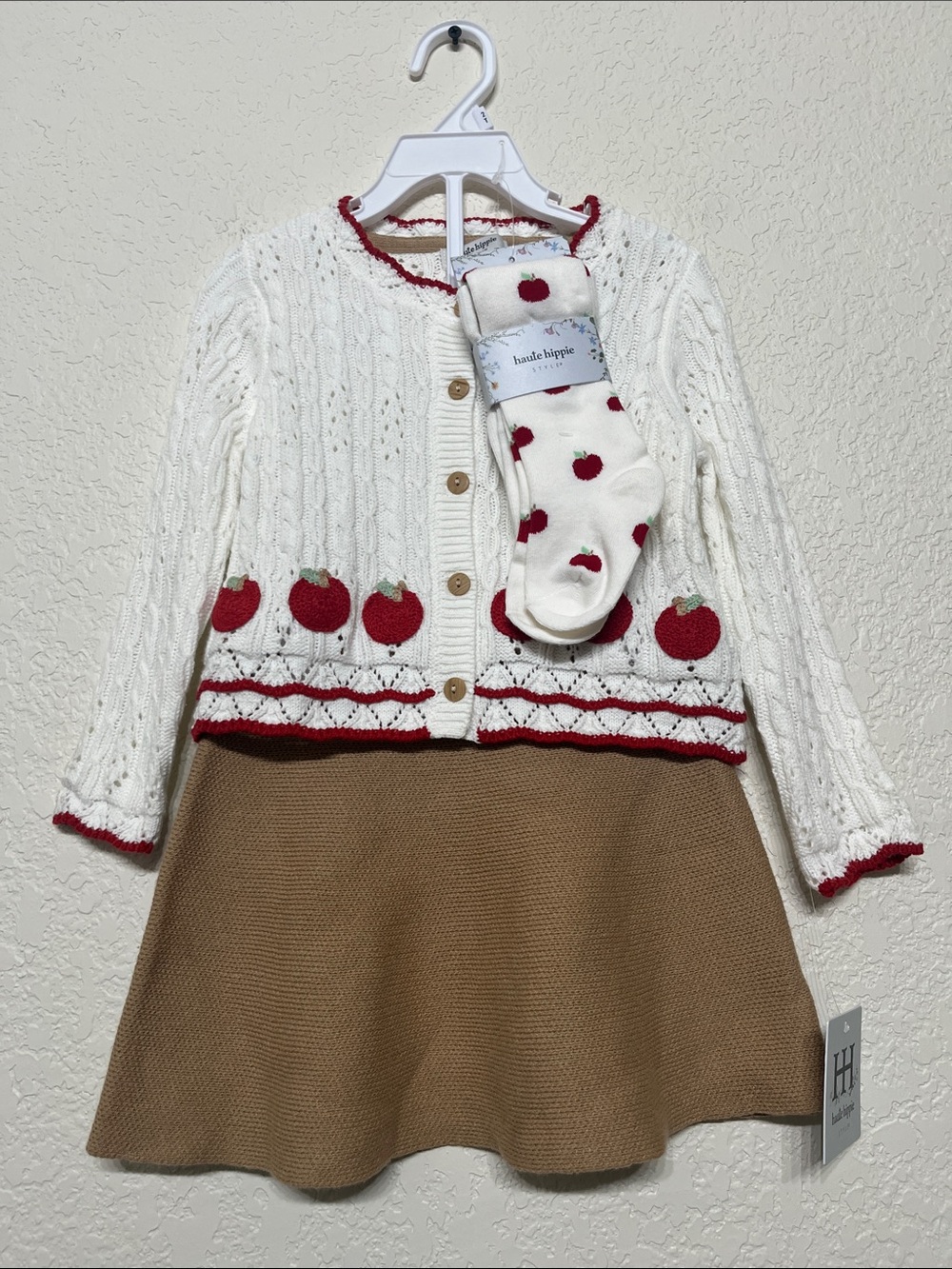 Haute Hippie Toddler Girl 2T Cream & Red Apple Cardigan & Tan Skirt Set Tights